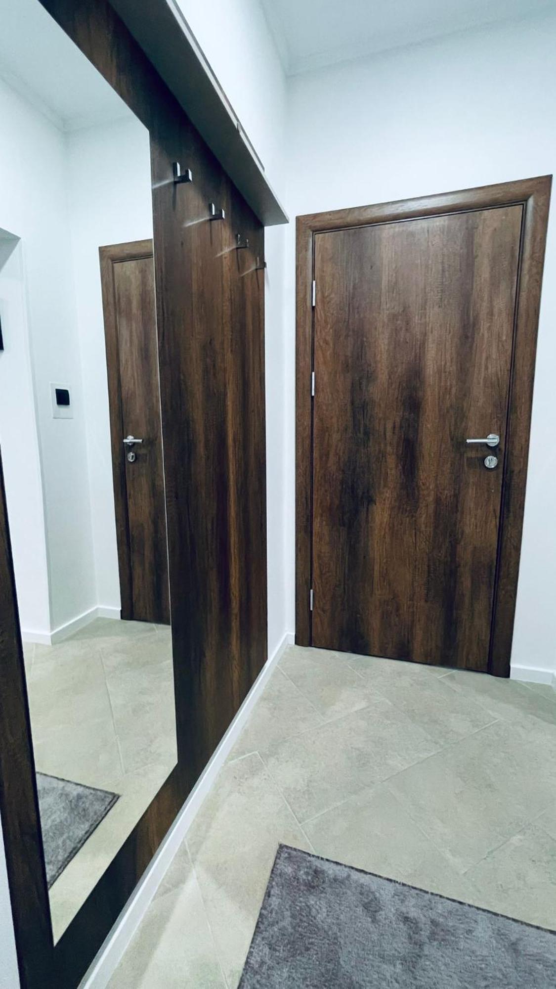 Kollar D Guest House - Prenociste Rooms Subotica Bagian luar foto