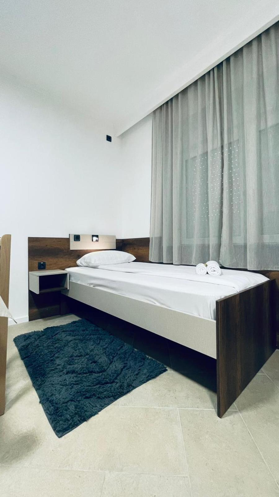 Kollar D Guest House - Prenociste Rooms Subotica Bagian luar foto