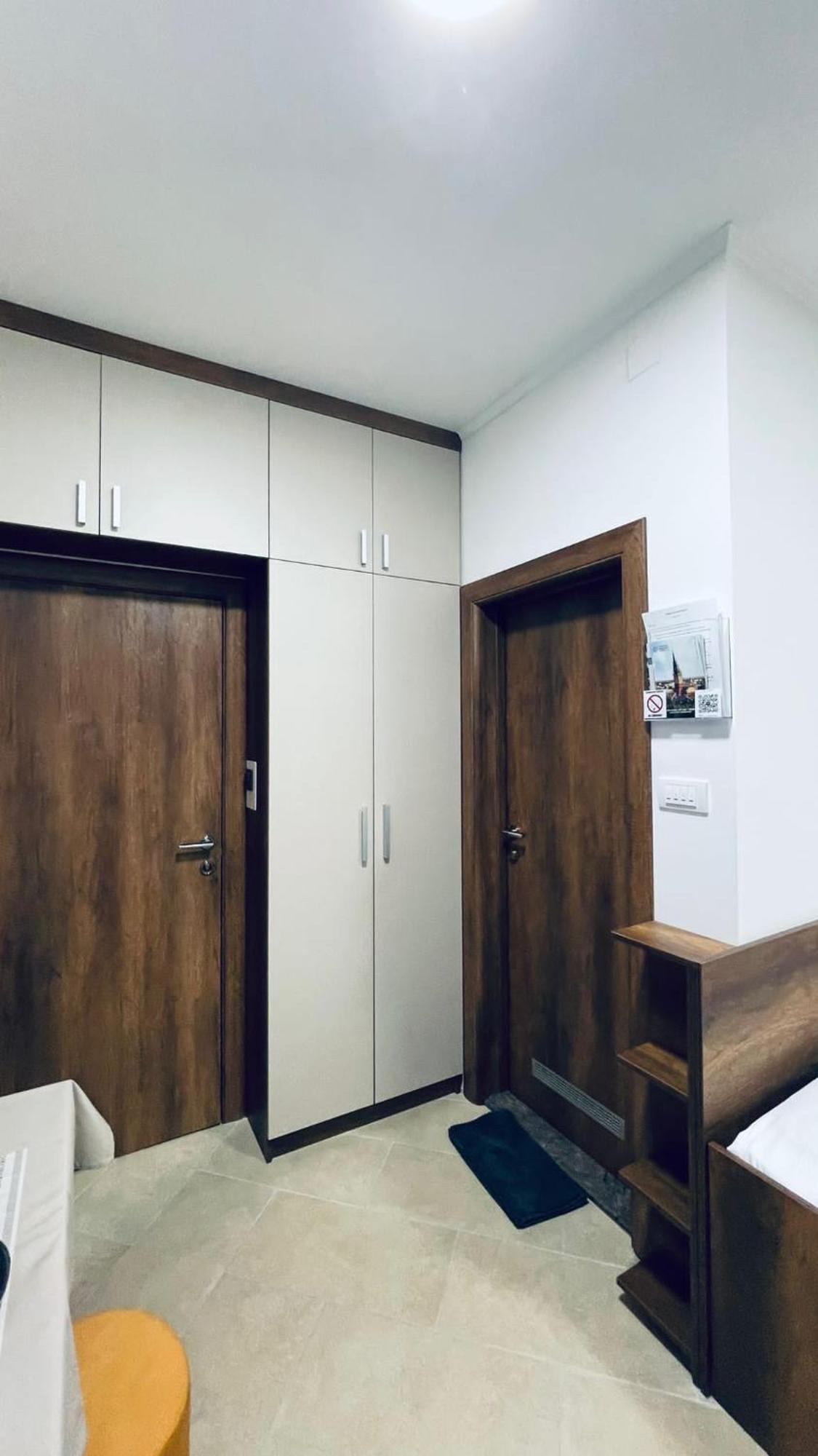 Kollar D Guest House - Prenociste Rooms Subotica Bagian luar foto