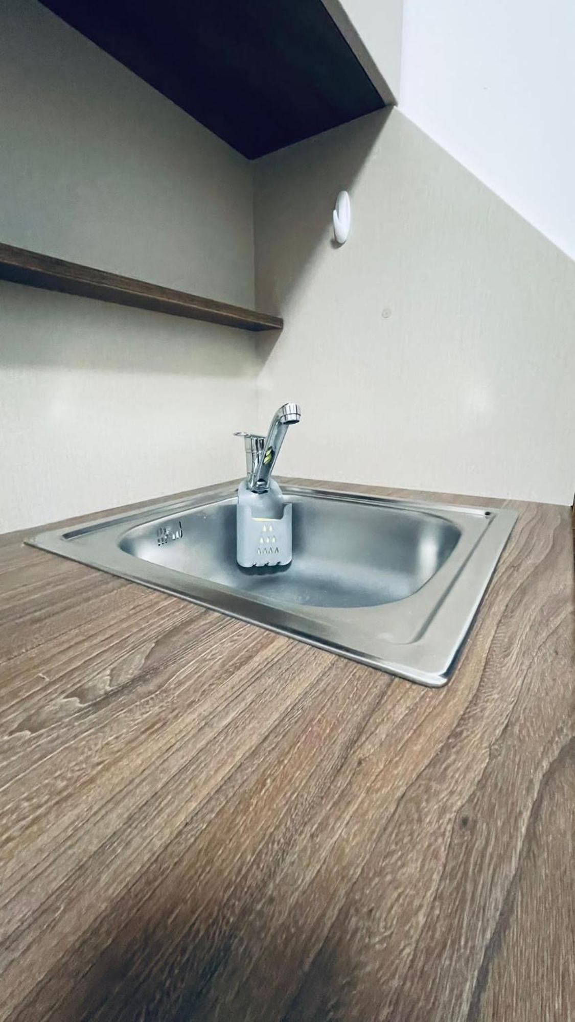 Kollar D Guest House - Prenociste Rooms Subotica Bagian luar foto